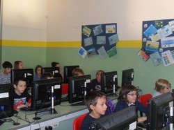 Classi pollaio al bando in tutta Italia C’&egrave; una speranza per i precari