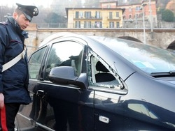 Abbandonano il figlio di&nbsp;due anni E se ne vanno a fare shopping