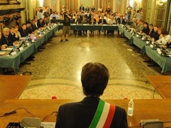 Imu, Fontana pronto alla battaglia &laquo;Mandino i prefetti a fare gli esattori&raquo;