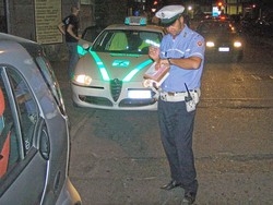 Incidenti stradali/ Più a rischio 2 ruote-pedoni,specie in città
