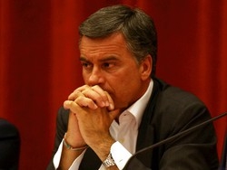 Scuola/ Il dramma dei docenti precari diventa un calendario 2010