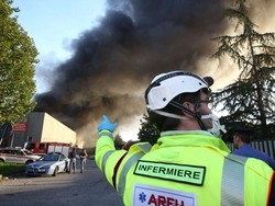 Libia/Regime pronto a cessate il fuoco.Decollati tornado italiani