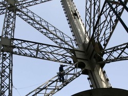 A 120 anni la Torre Eiffelsi fa&nbsp;un restyling totale