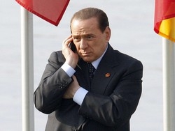 Berlusconi, gaffe e disinformazione:"Tentato da azioni contro la stampa"
