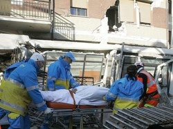 POLEMICA SULLE CASE CROLLATE:"MATERIALI E PROGETTI SCADENTI"