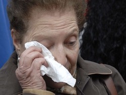 ABRUZZO: TASSA&nbsp;AI SUPER-RICCHI"COS&igrave; TROVEREMO I 12 MILIARDI"