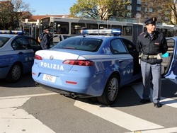 Troppe risse in centro"Vietiamo l’alcol"