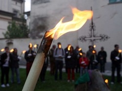 25 Aprile, a Busto la lezionearriva con il fuoco dei giovani