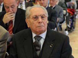 Appello del prof. Furia:"Bisogna dire addio al petrolio"