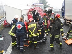 Vertice in prefetturacontro le stragi in strada
