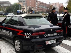 Rapina in bancaE alla cliente
