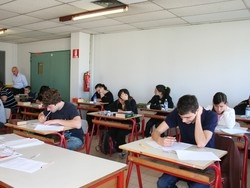 Il voto "congela" le scuoleE i sindaci protestano