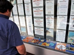 Ferragosto in vacanza?A Busto La crisi dimezza i viaggi