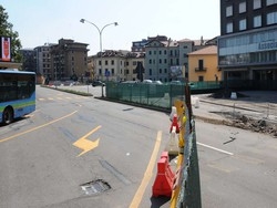 Tutti in vacanzaMaxi cantiere fermo