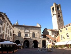 Fiabe nel Palazzo sabato in Citt&agrave; Alta