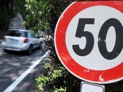 Limiti di velocit&agrave;Un taglio in provincia