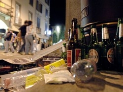 Rissa notturna in piazza<I controlli ci sono>