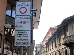Una valanga di ricorsicontro le multe in via Roma