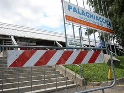Busto fa il PalaghiaccioA Varese c’&egrave;, ma va a pezzi