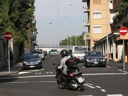 Senso unico contestatoProtesta in via Dell’Acqua