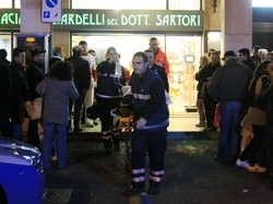 Rapina in farmaciaFerito il titolare