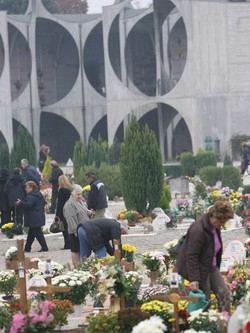 A Busto il cimiterocol navigatore tombale