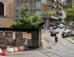 Aiutare il teatro? No, meglio la caserma
E l’idea del Pirellone piace solo a metà
