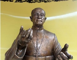 Apre il “Centro monsignor Macchi”
Sul Sacro Monte brilla un nuovo gioiello