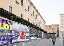 Arriva il via libera al nuovo teatro
Ma l’ex caserma (per ora) resta lì