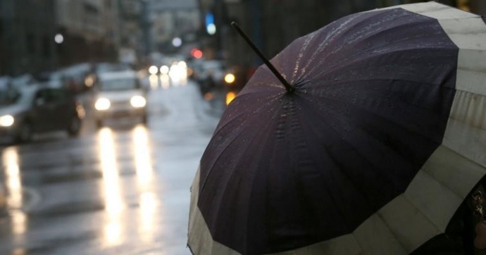 Autunno “bollente” ma non per la crisi
Varese rade al suolo il record del caldo