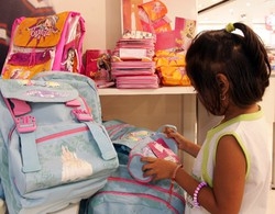 Bimba di cinque anni si perde
Negozianti si mobilitano e la trovano