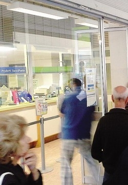 Buoni postali: rendimenti a metà
Rabbia dei risparmiatori a Varese