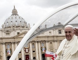 «Caro Papa, voglio conoscerti»
E Francesco risponde