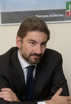 Cattaneo promuove Forza Italia
«Ma no all’operazione di facciata»