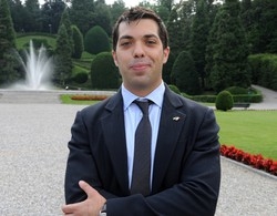 Deciso: sì al taglio dei cipressi
Ma al voto si è sfiorata la rissa