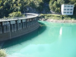 I bacini idroelettrici inquinano Per gli svizzeri&nbsp;producono metano