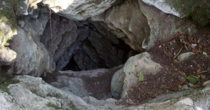 Ha un malore 200 metri sotto terra
Tratto in salvo lo speleologo