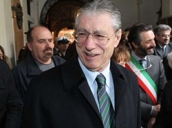 «Ho un progetto: la Lega tornerà»
Il Senatur prepara il ritorno al voto
