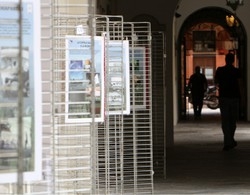 I ladri sono alla frutta
Rubati i ricordi di Furia