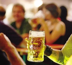 I ragazzi della movida di Varese
«Alcol e canne: che altro c’è?»