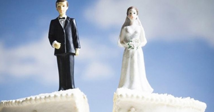 Il divorzio in Comune è low cost
L’addio costa come una pizza