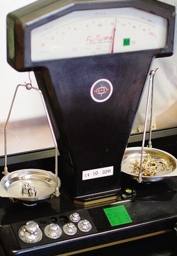 Imprenditori nei compro oro
«Vendono per pagarci le tasse»