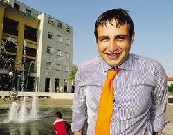 La doccia gelata va in piazza
A Malnate secchiate di giunta