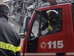 La nonna ha un malore sul balcone
Scatta l’allarme: la trovano morta