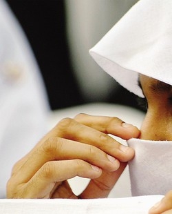 Lo sfogo della badante islamica
«Io, licenziata per un velo»