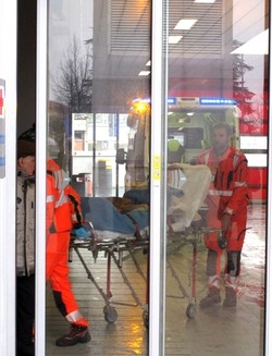L’ubriaco fa una “scorciatoia” E si fa un giro sulla rotatoria