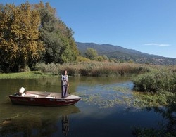 Malato e rischioso: «Non toccate l’acqua»