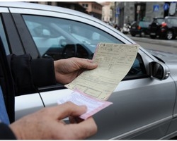 Niente multa se il ticket è scaduto
A Varese è caos. Paura per gli ausiliari