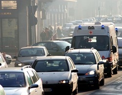 Palazzo denunciato per smog
In quattro chiedono i danni