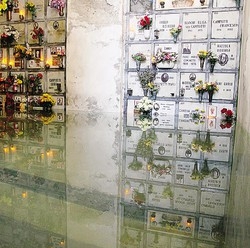 Più di un metro d’acqua
E si allagano pure i morti